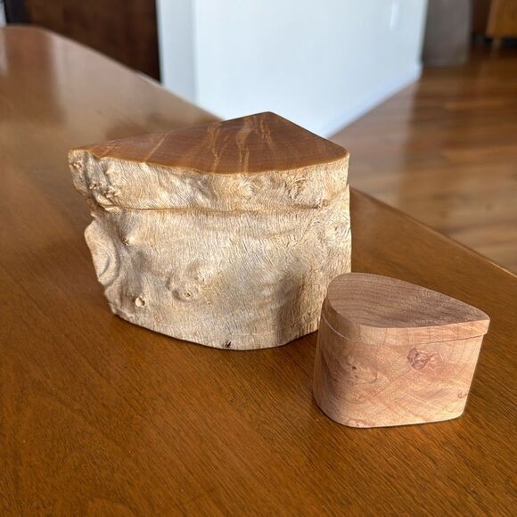 Two tiered artist’s wooden boxes - Picture 1 of 11